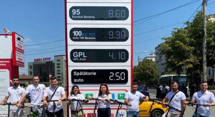 Focșani: Protest pașnic al tinerilor din Forța Dreptei față de creșterea prețurilor la  carburanți